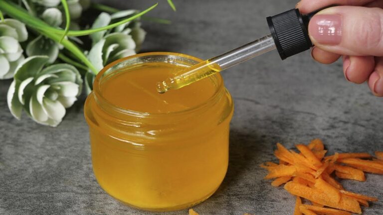 Une astuce naturelle pour une peau lisse dès 50 ans… Découvrez ce secret surprenant!