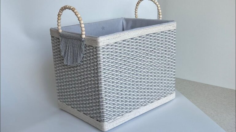 Transformez une simple boîte en panier de rangement élégant avec cette technique facile…